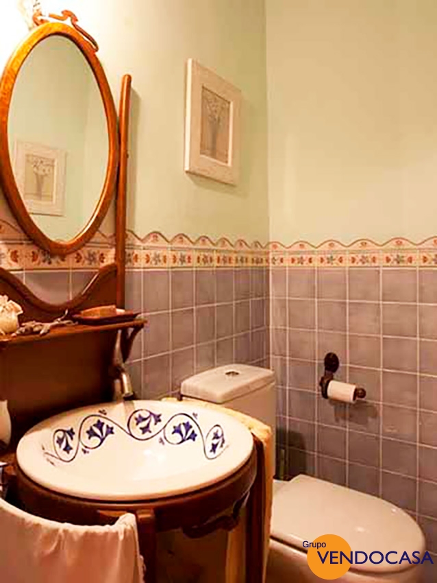 Superb Finca with horses & stables