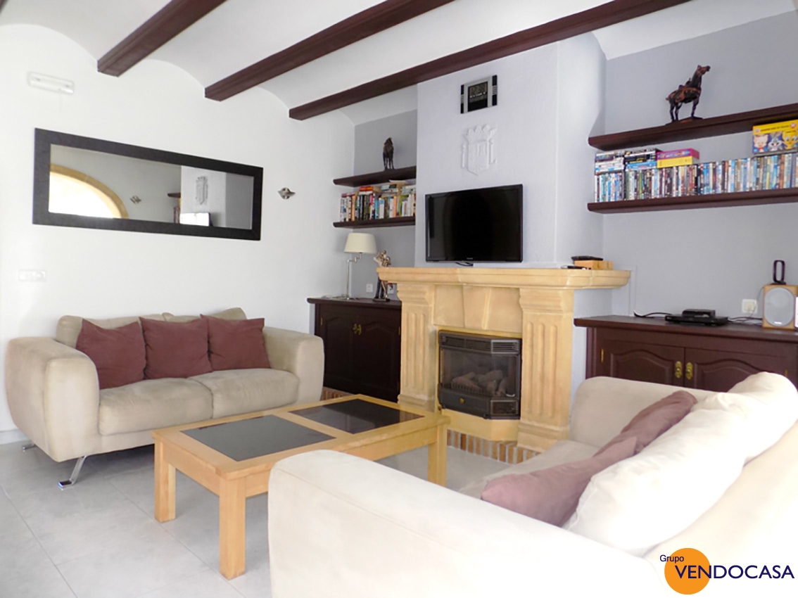 Spacious traditional Villa with separate apartment