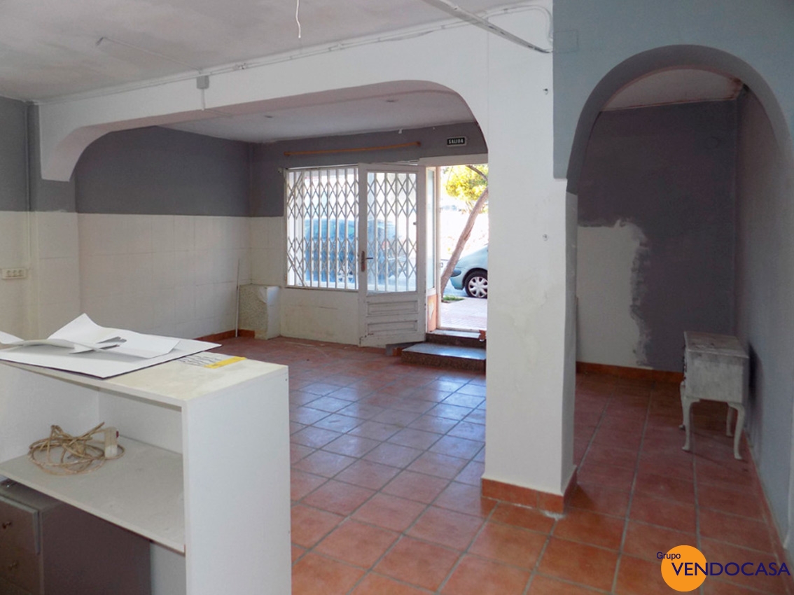 Large groundfloor apartment Javea port