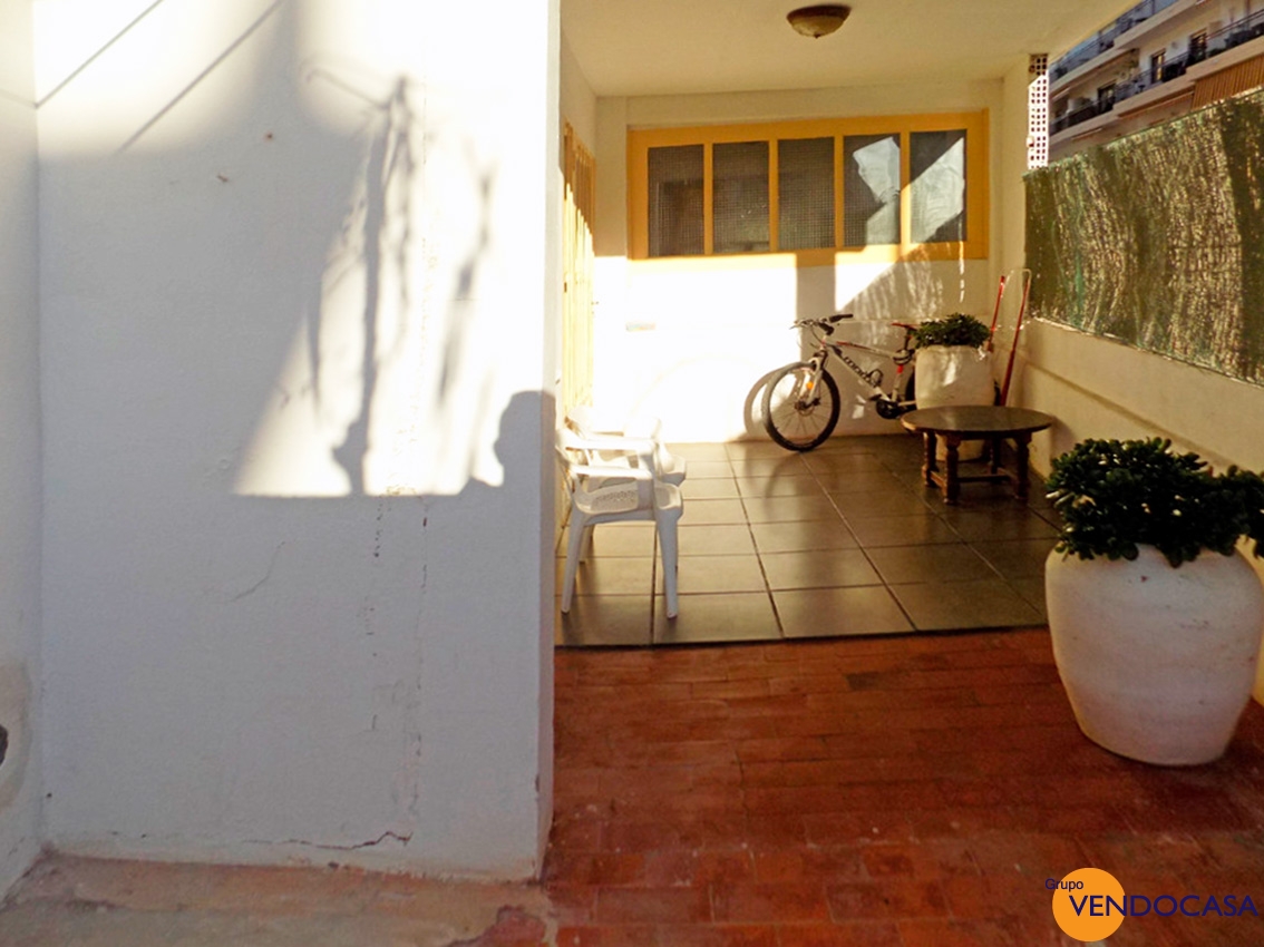 Large groundfloor apartment Javea port