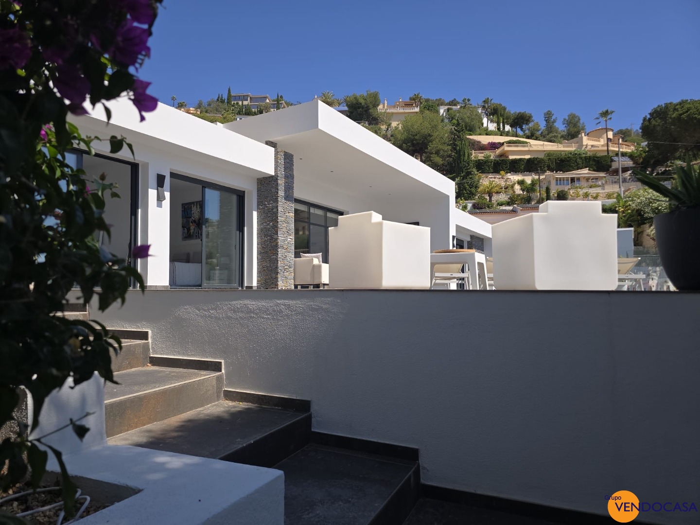 Luxury Modern villa with seaview