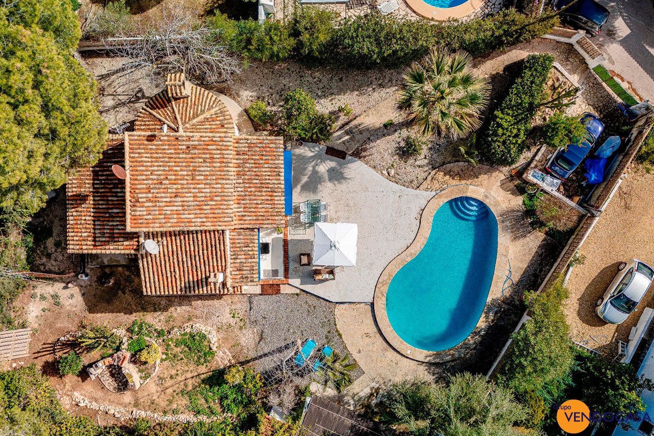 Cute small villa at Portet Moraira