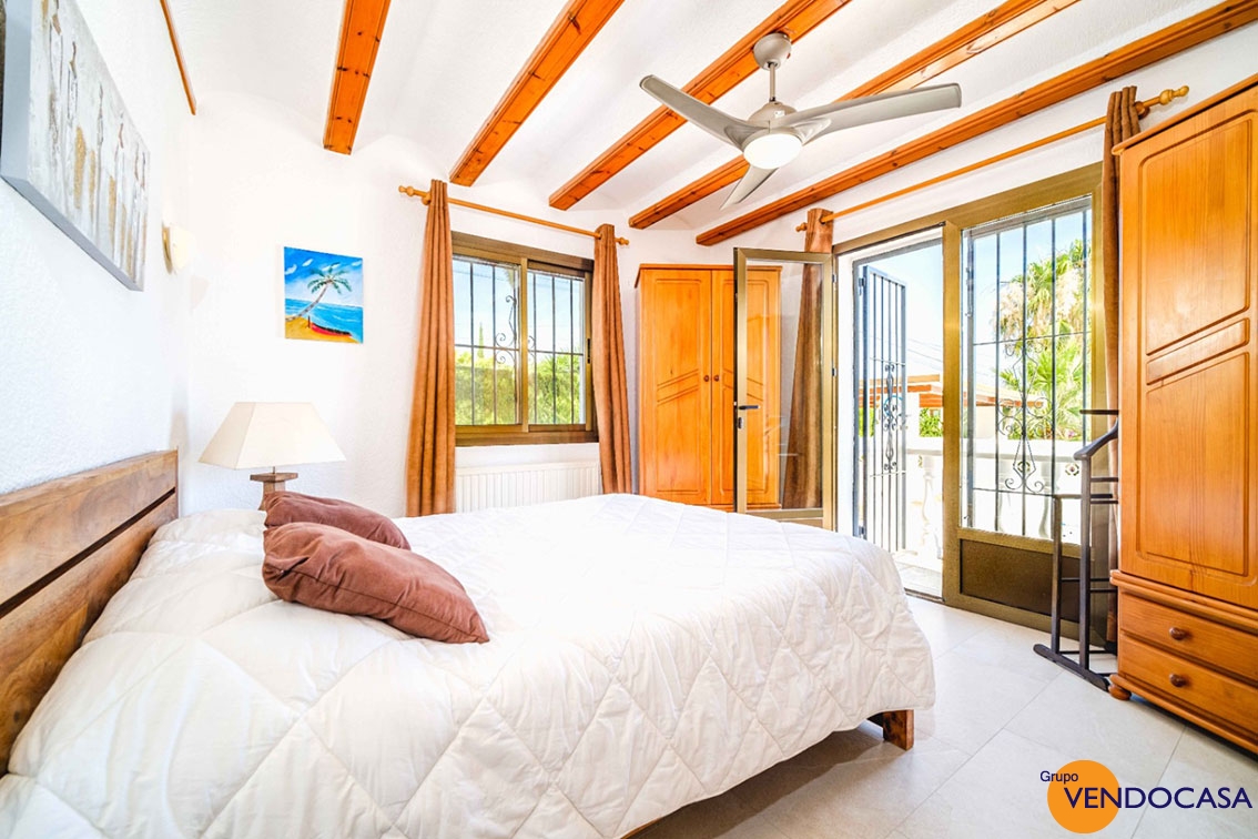 Charming 4 bedroom villa at pinosol