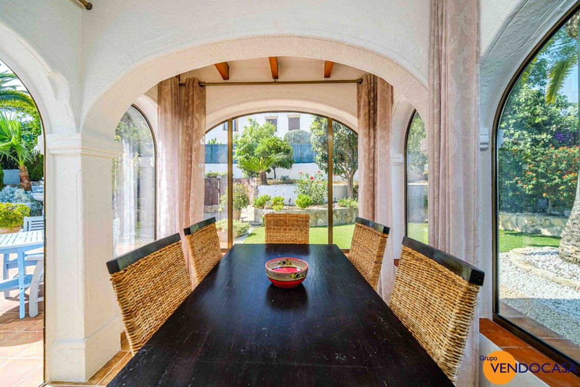 Charming 4 bedroom villa at pinosol