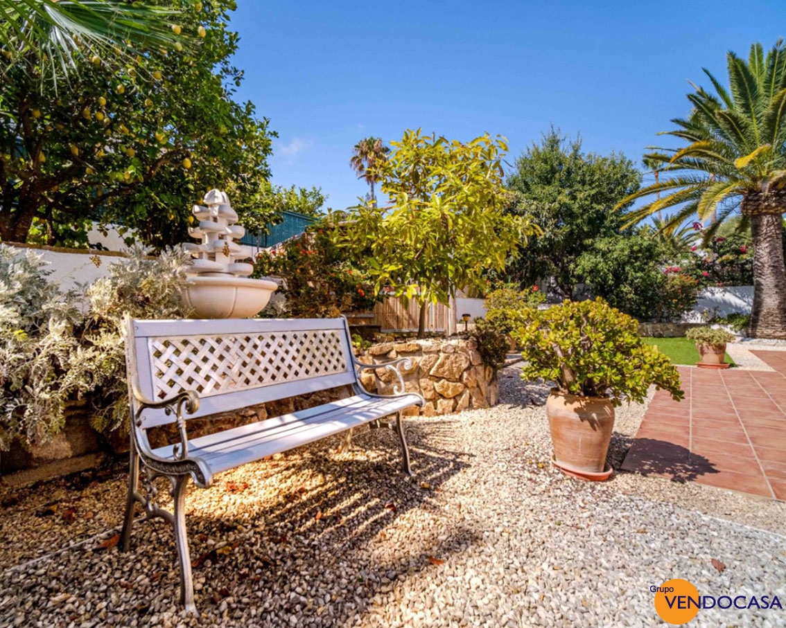 Charming 4 bedroom villa at pinosol