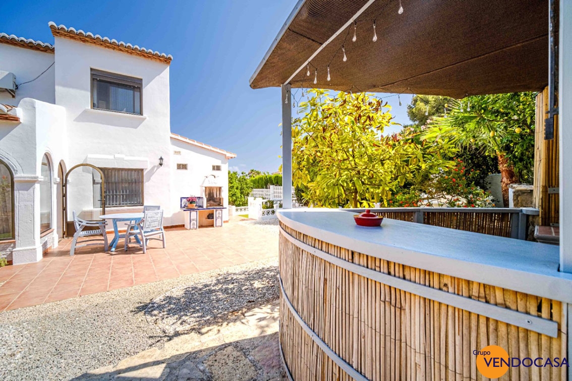 Charming 4 bedroom villa at pinosol