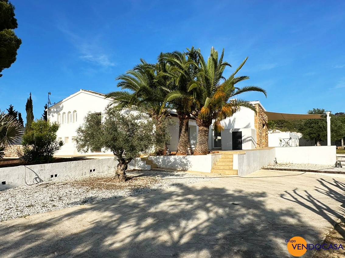 Superb traditional finca in Javea