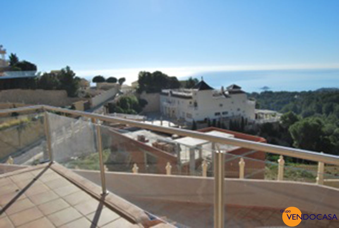 Nice modern villa with sea view