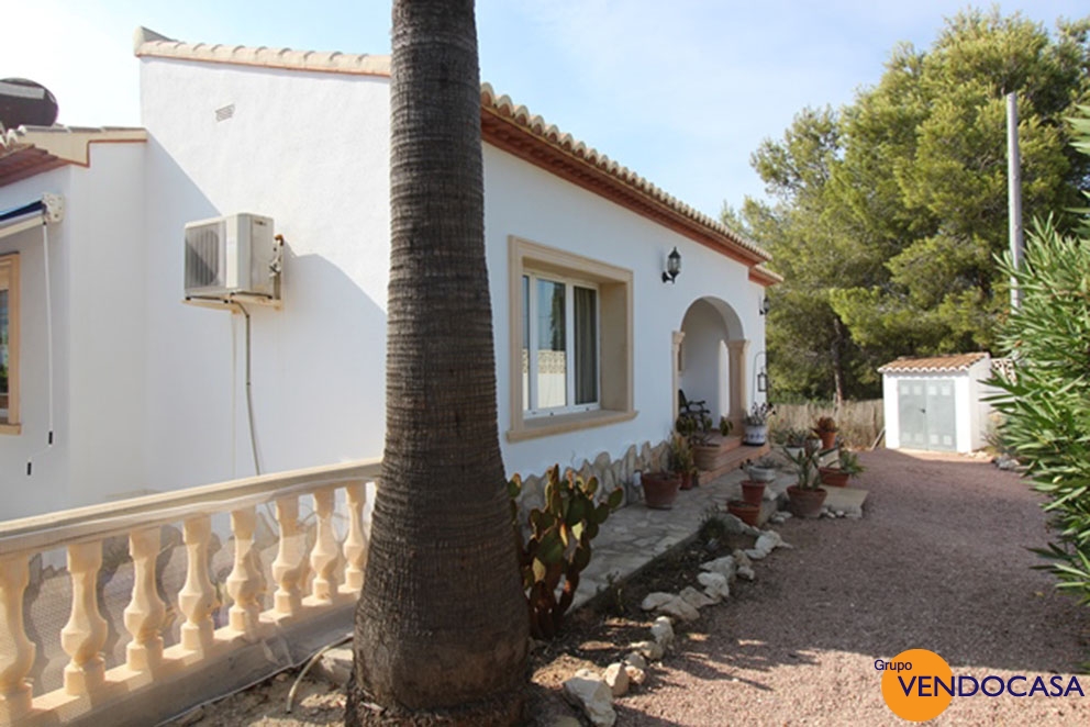 Nice villa at urb. Covatelles Javea