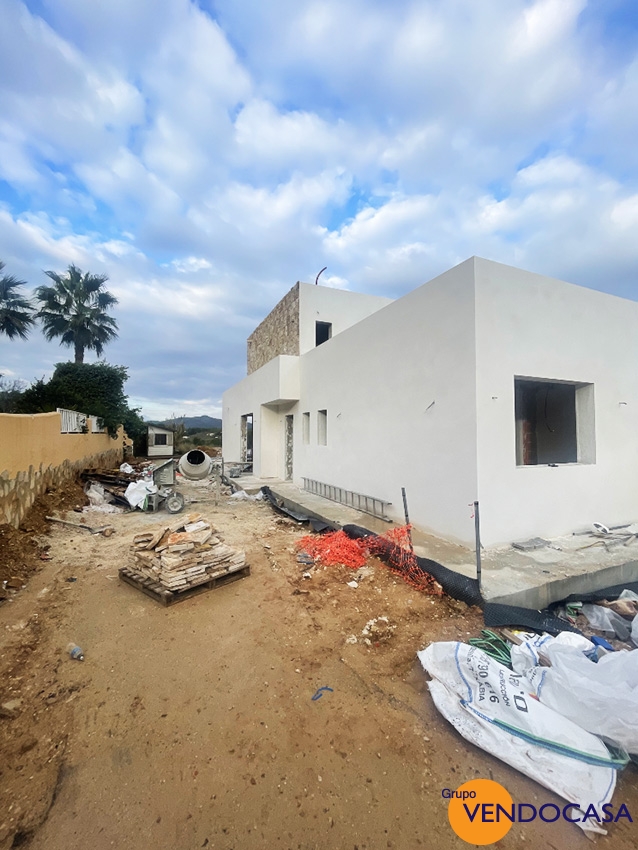 Luxury new build 4 bedroom villa