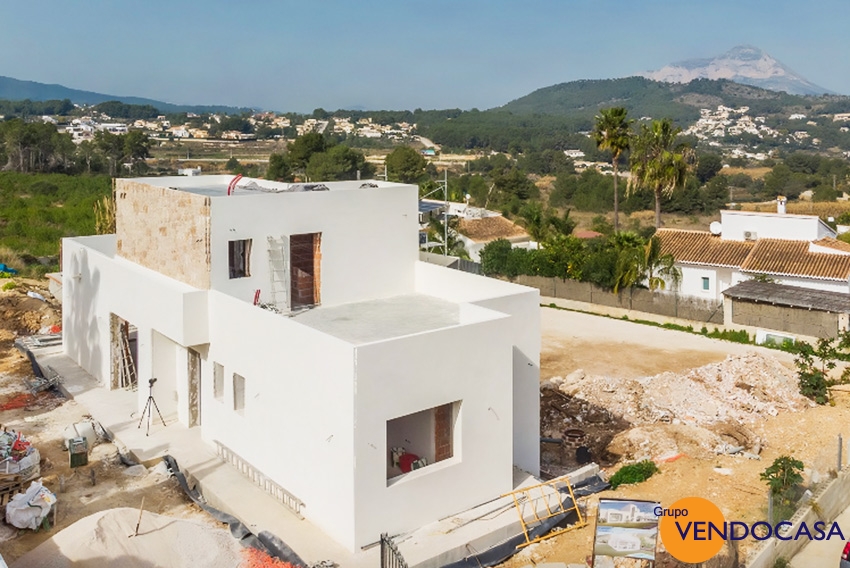 Luxury new build 4 bedroom villa