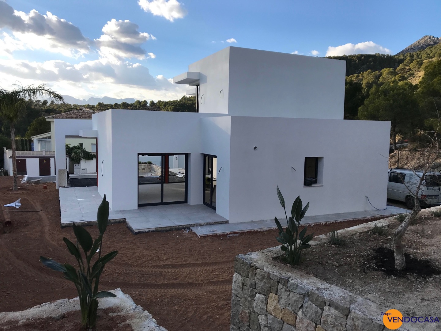 New build luxury villa at urb Monterico