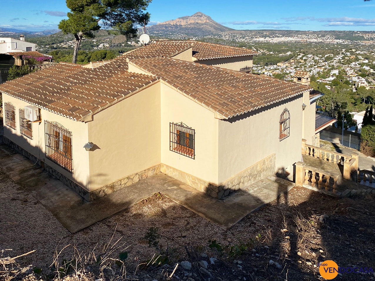 Unique located seaview villa in Javea
