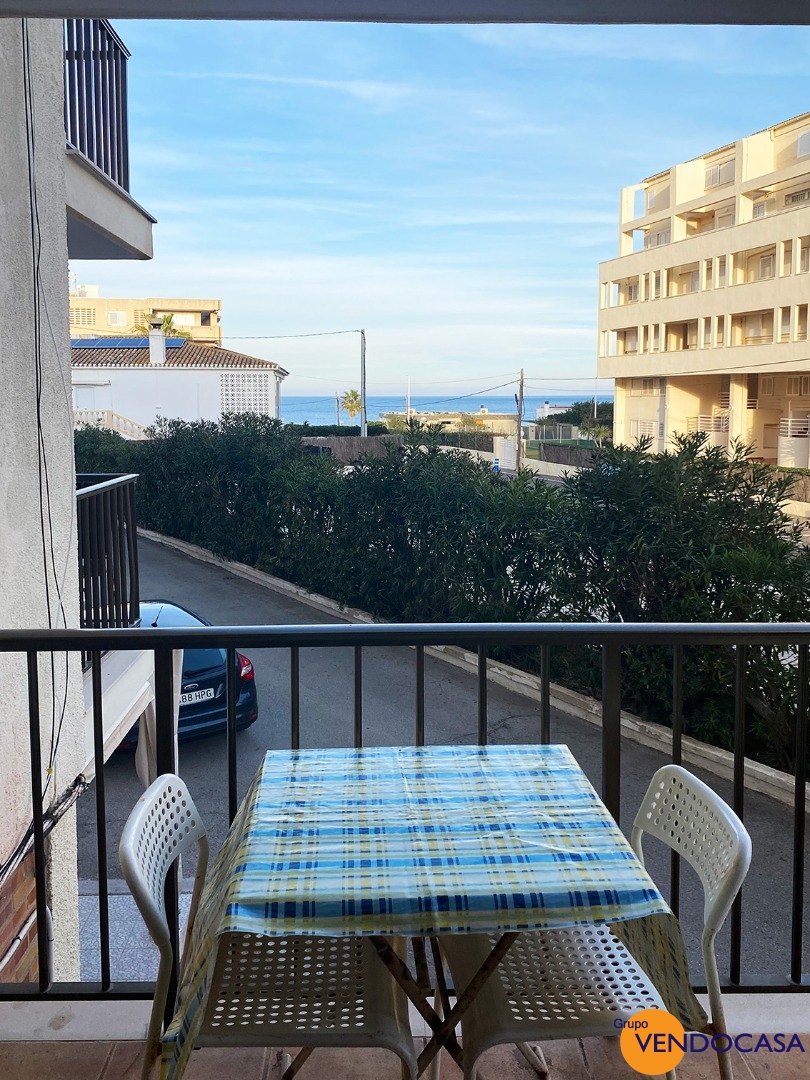 3 bedroom apartment with seaview