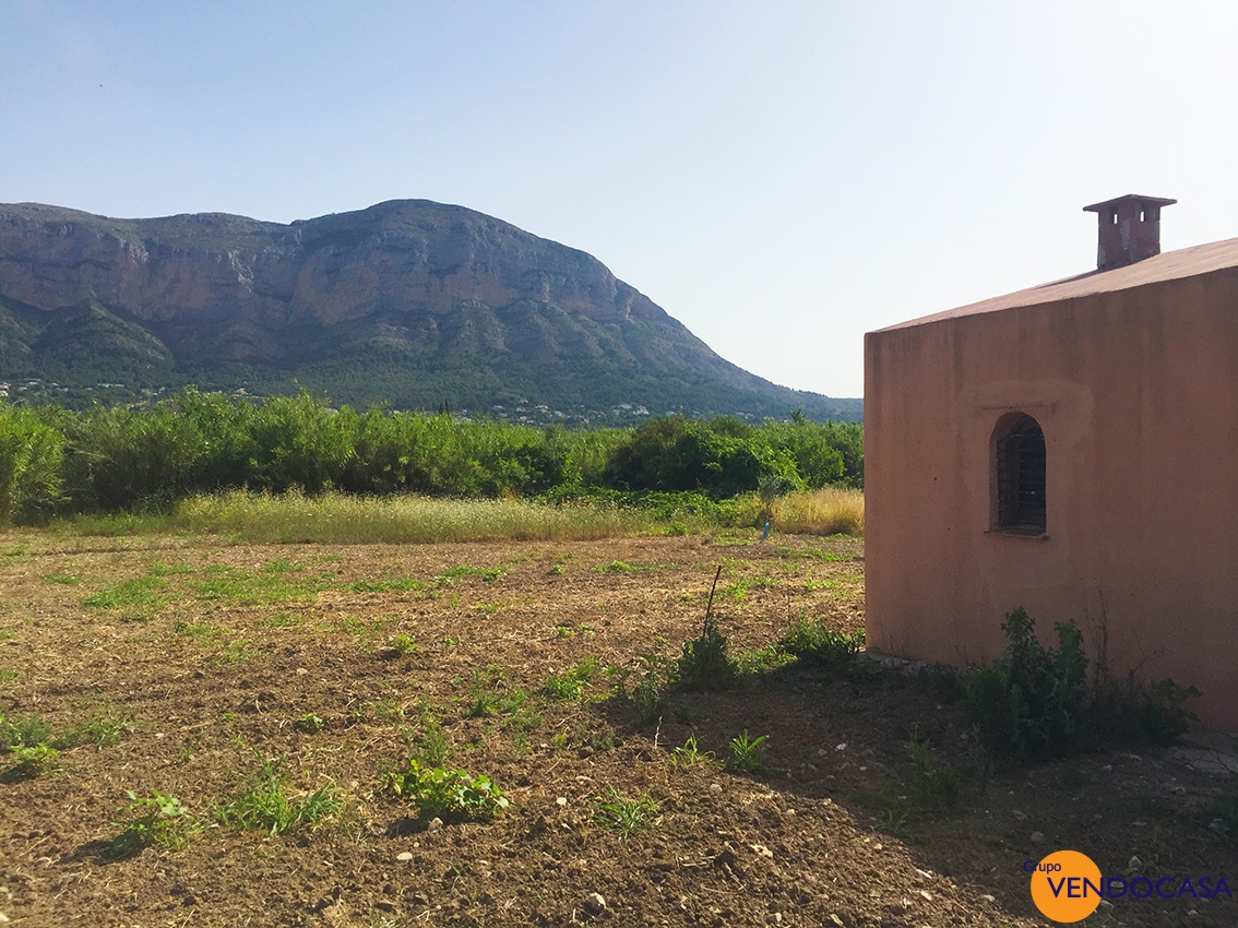 Little building on a large rustic plot