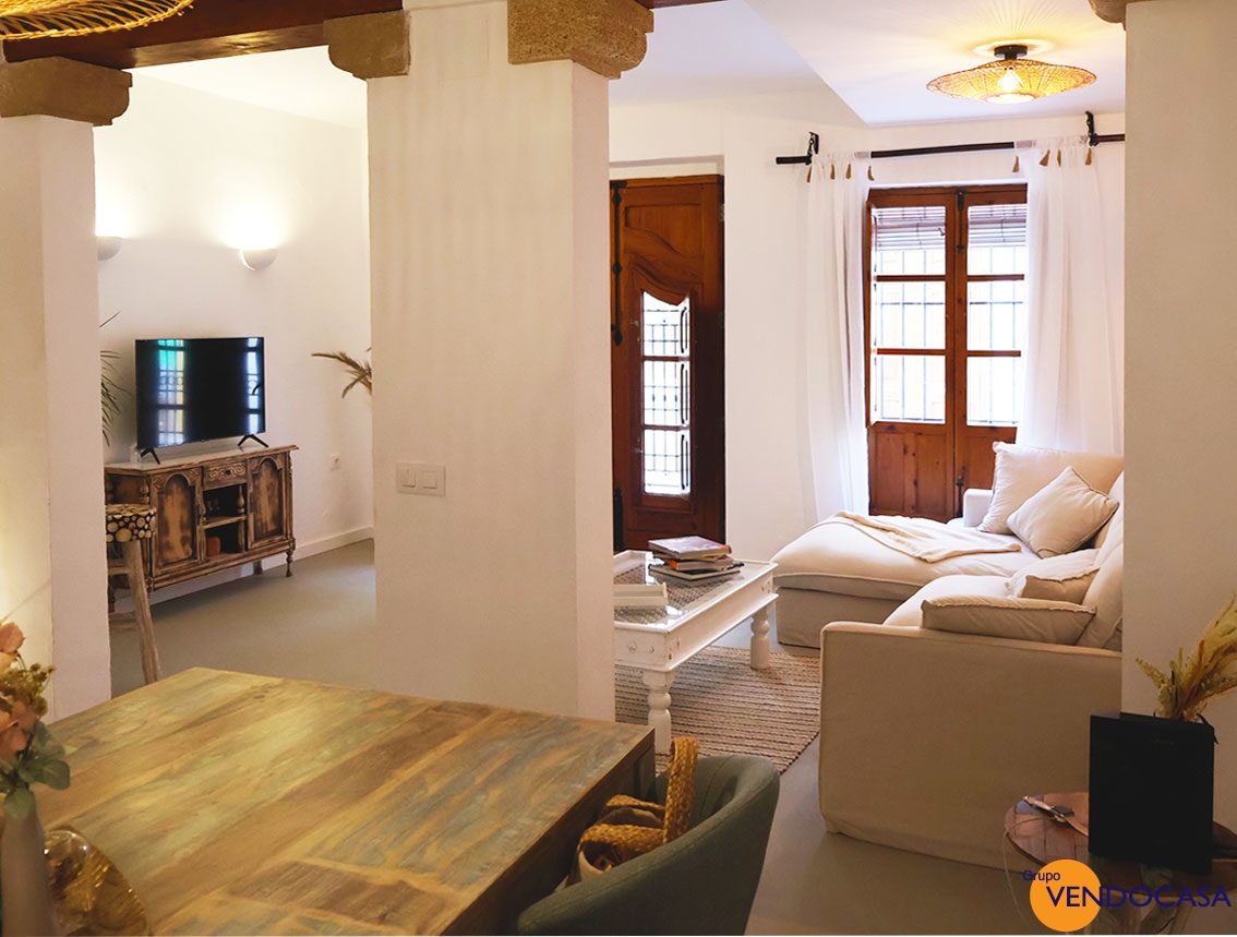 Superb renovated townhouse Javea old town