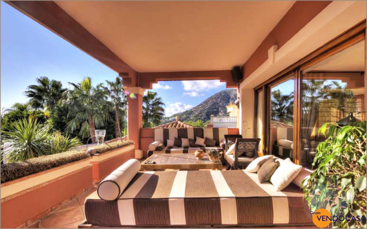 LUXURY VILLA AT ALTEA HILLS