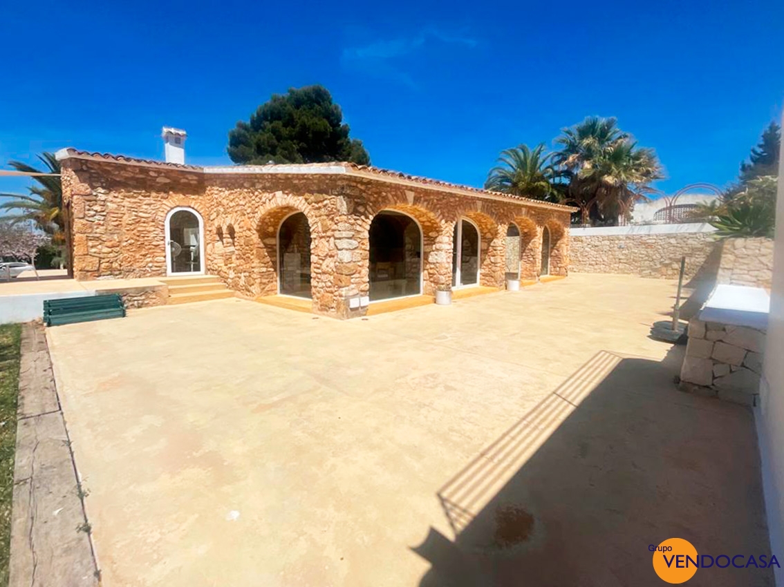 Superb traditional finca in Javea