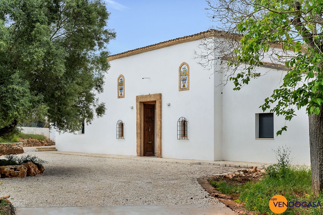Beautiful Andalusian style finca