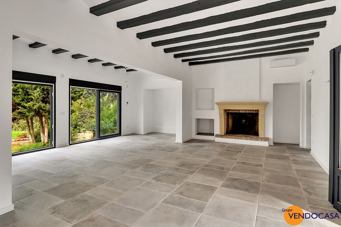 Beautiful Andalusian style finca