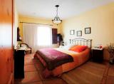 Superb Finca with horses & stables