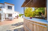 Charming 4 bedroom villa at pinosol