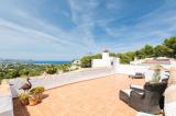 Large Villa with superb panoramic sea view