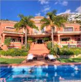 LUXURY VILLA AT ALTEA HILLS