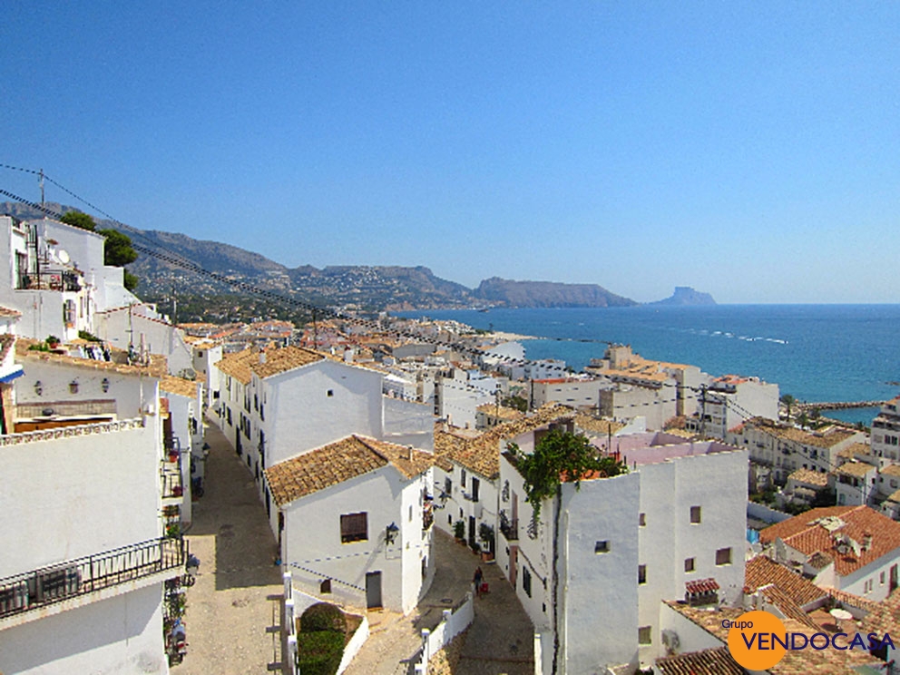 Superb townhouse at the historic center of Altea