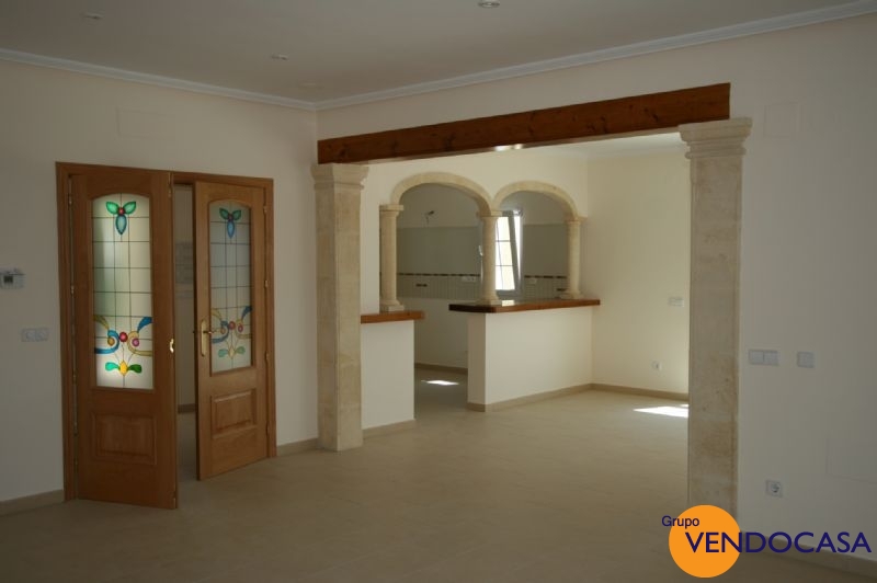 Superb 2 floors villa near the golf couse in javea