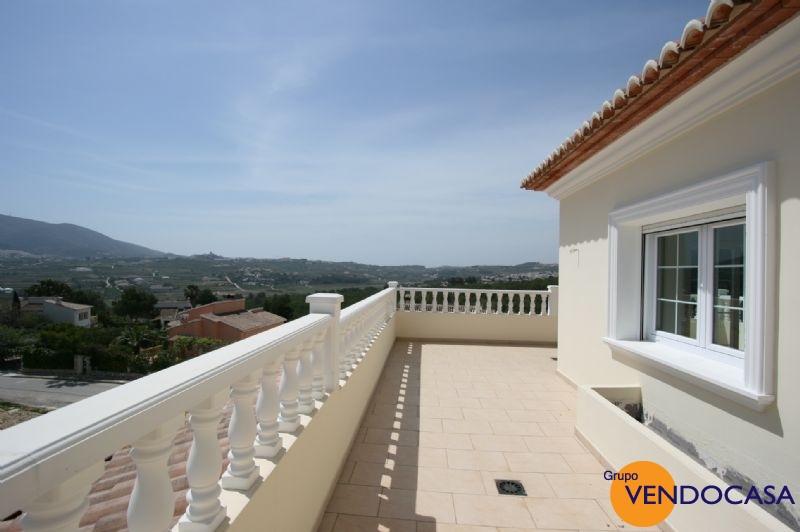 Superb 2 floors villa near the golf couse in javea
