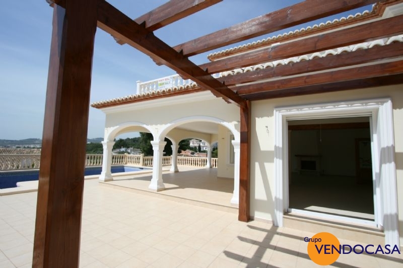 Superb 2 floors villa near the golf couse in javea