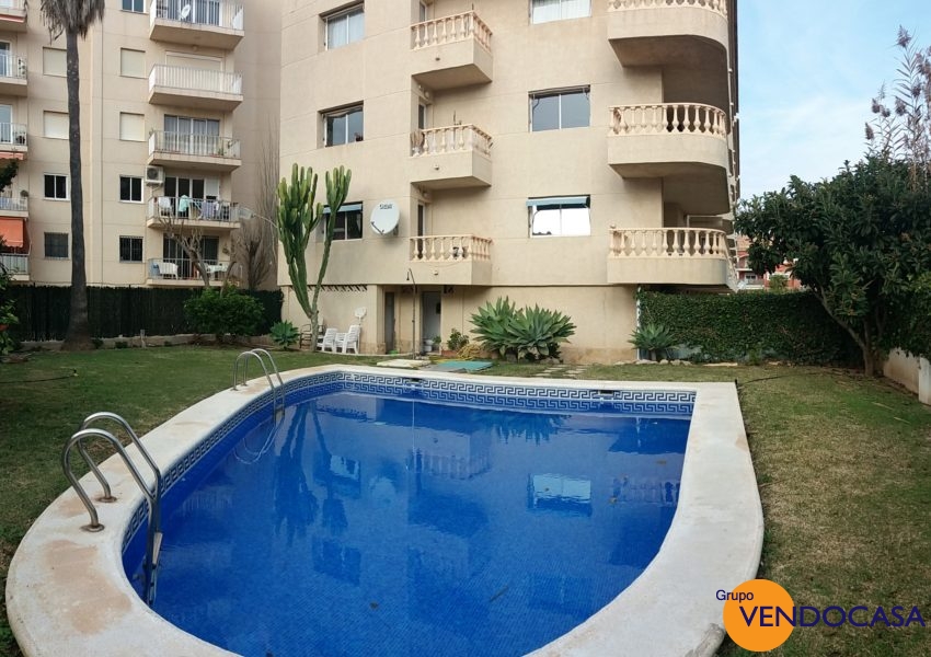 Nice apartment at the channel la Fontana