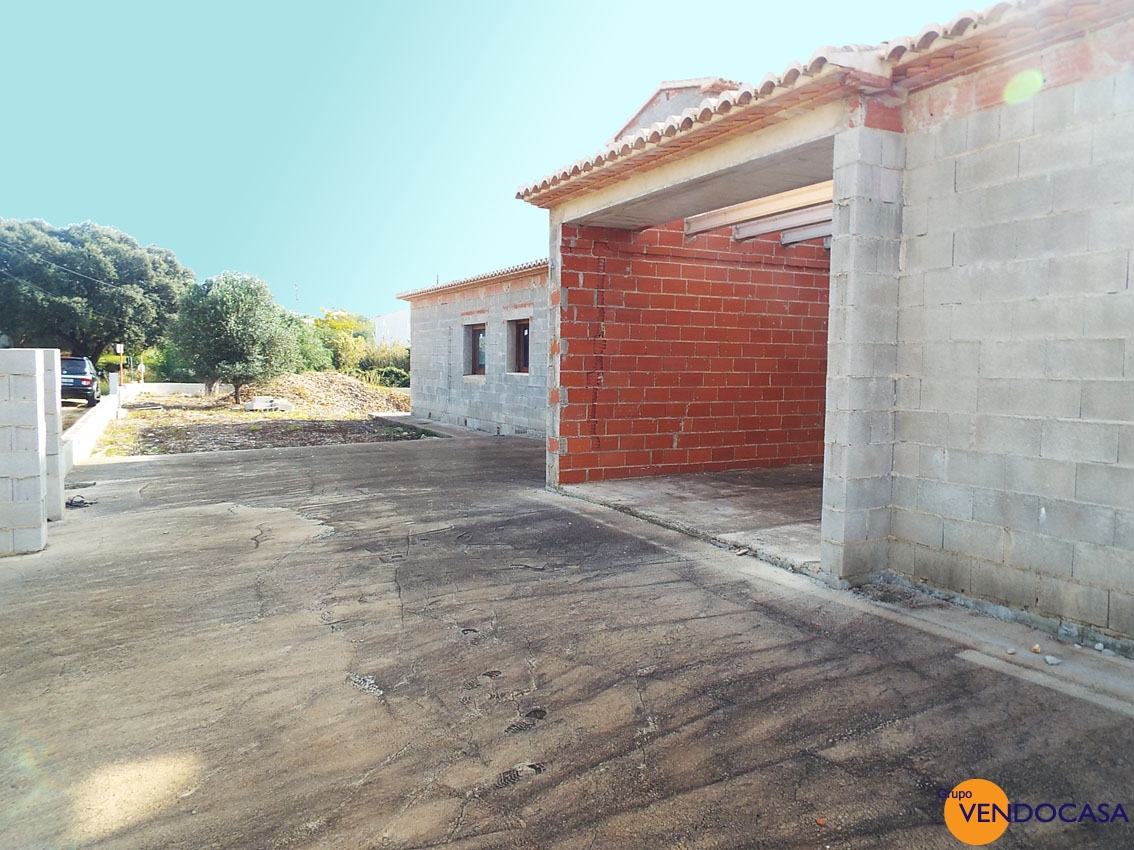 Southfacing Villa in construction at Montgo Valls