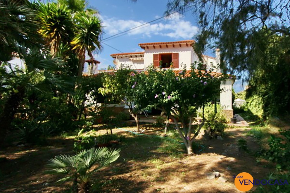 Nice traditional villa at  Denia beach