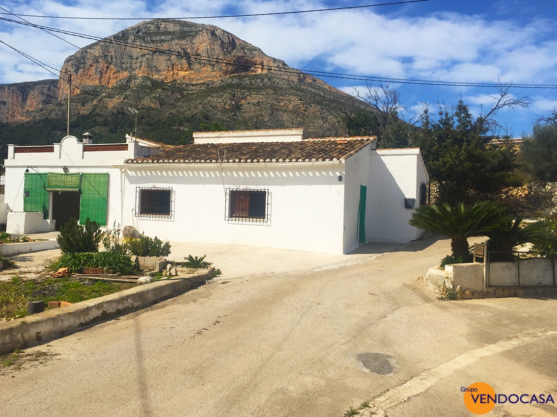 Tradicional villa at Montgo Javea to reform