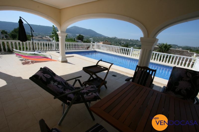 Superb 2 floors villa near the golf couse in javea