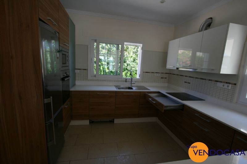 Superb 2 floors villa near the golf couse in javea
