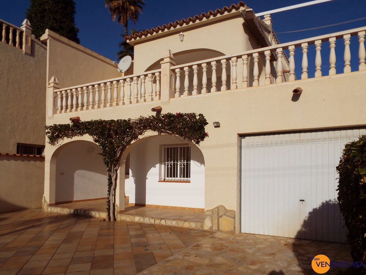 Nice 2 levels villa with seaview