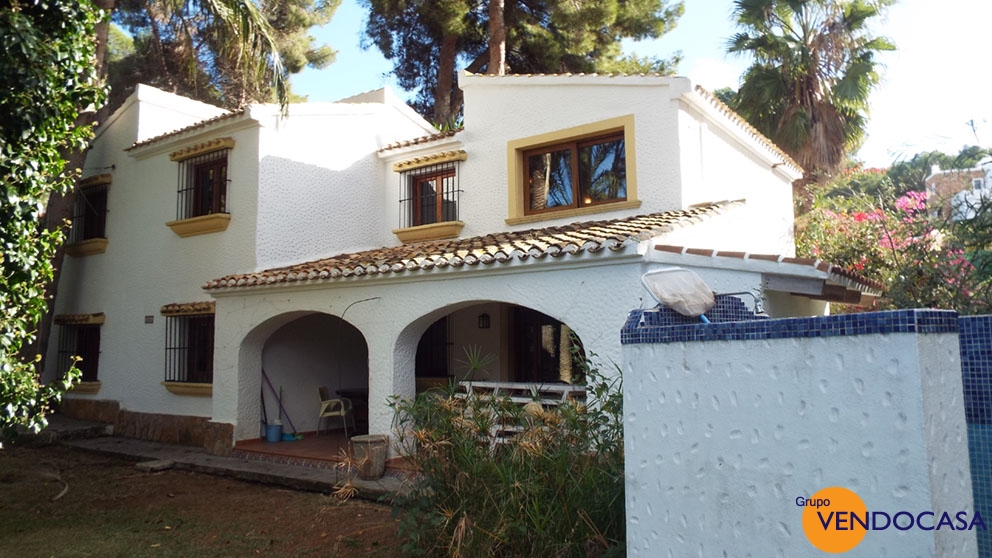 Special Unique finca - good Investment - 5 houses