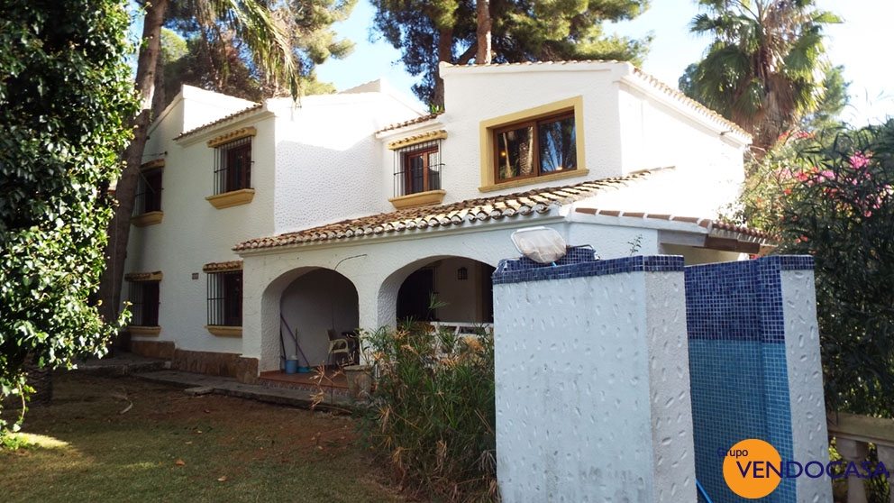 Special Unique finca - good Investment - 5 houses