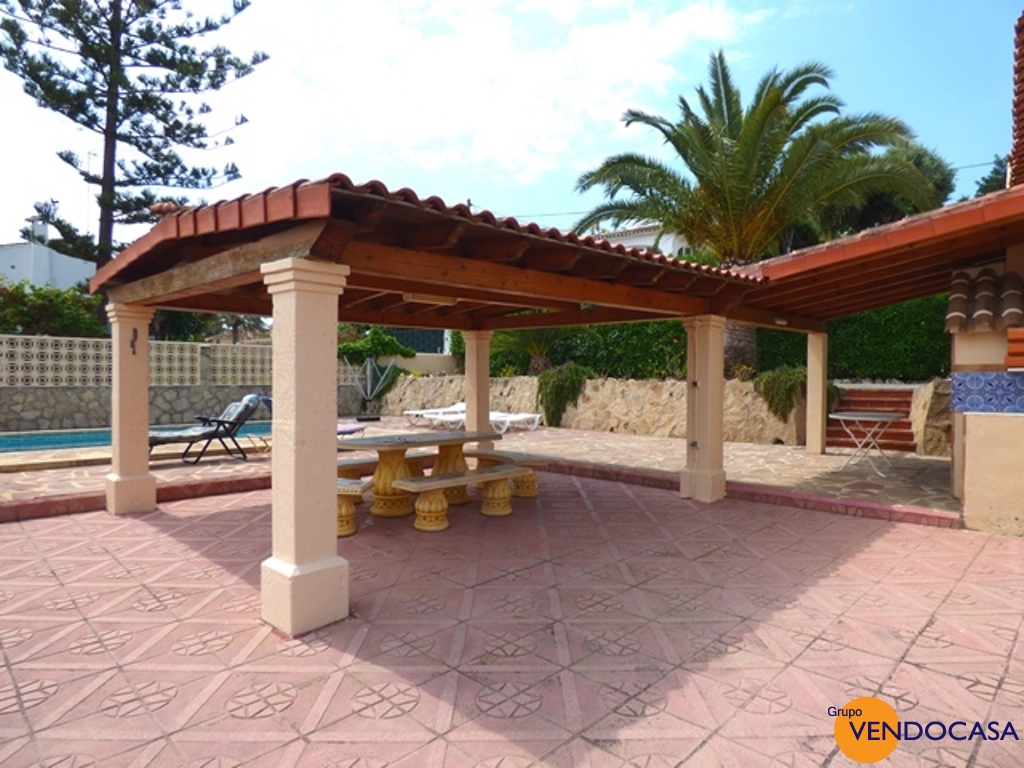 Nice villa close to the Arenal beach