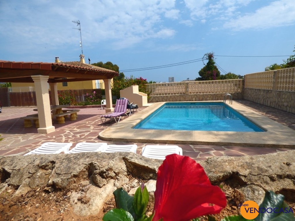 Nice villa close to the Arenal beach