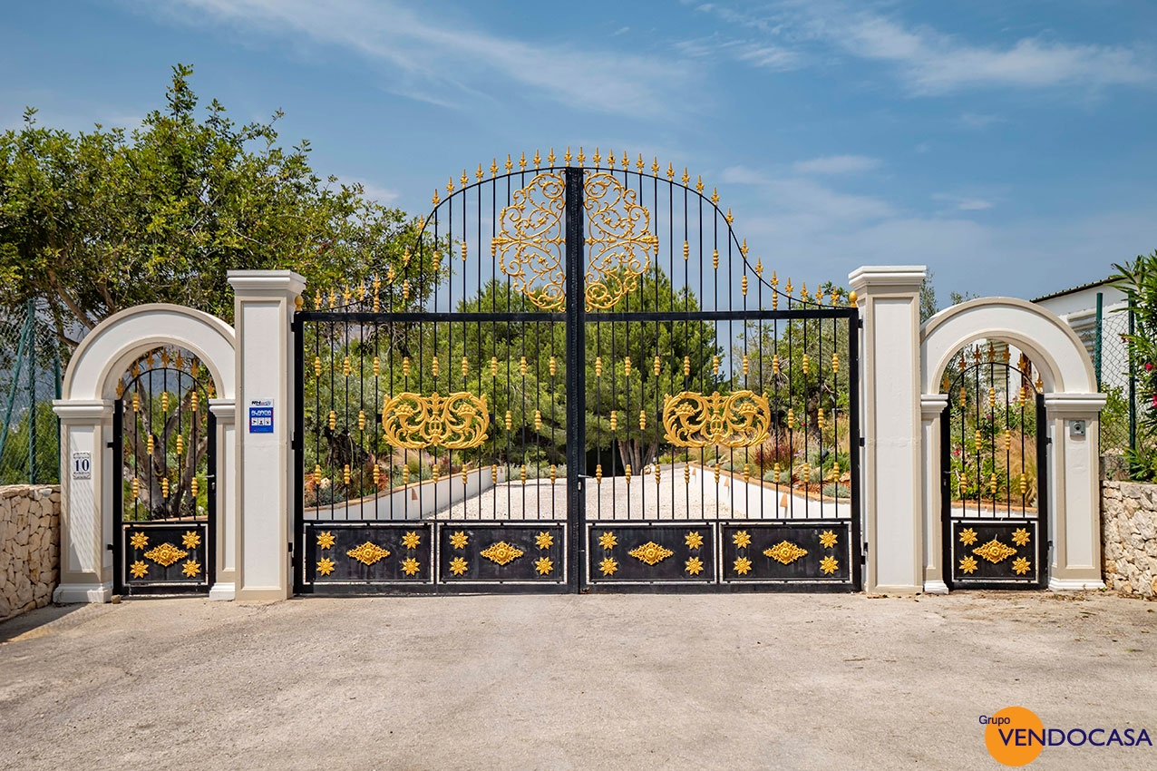 Superb renovated finca at Tarraula Javea