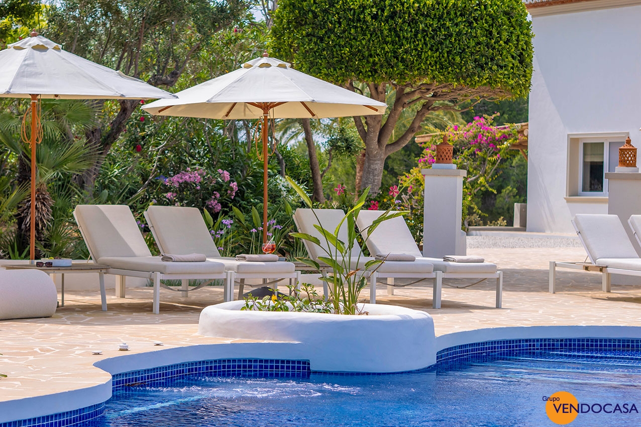 Superb renovated finca at Tarraula Javea