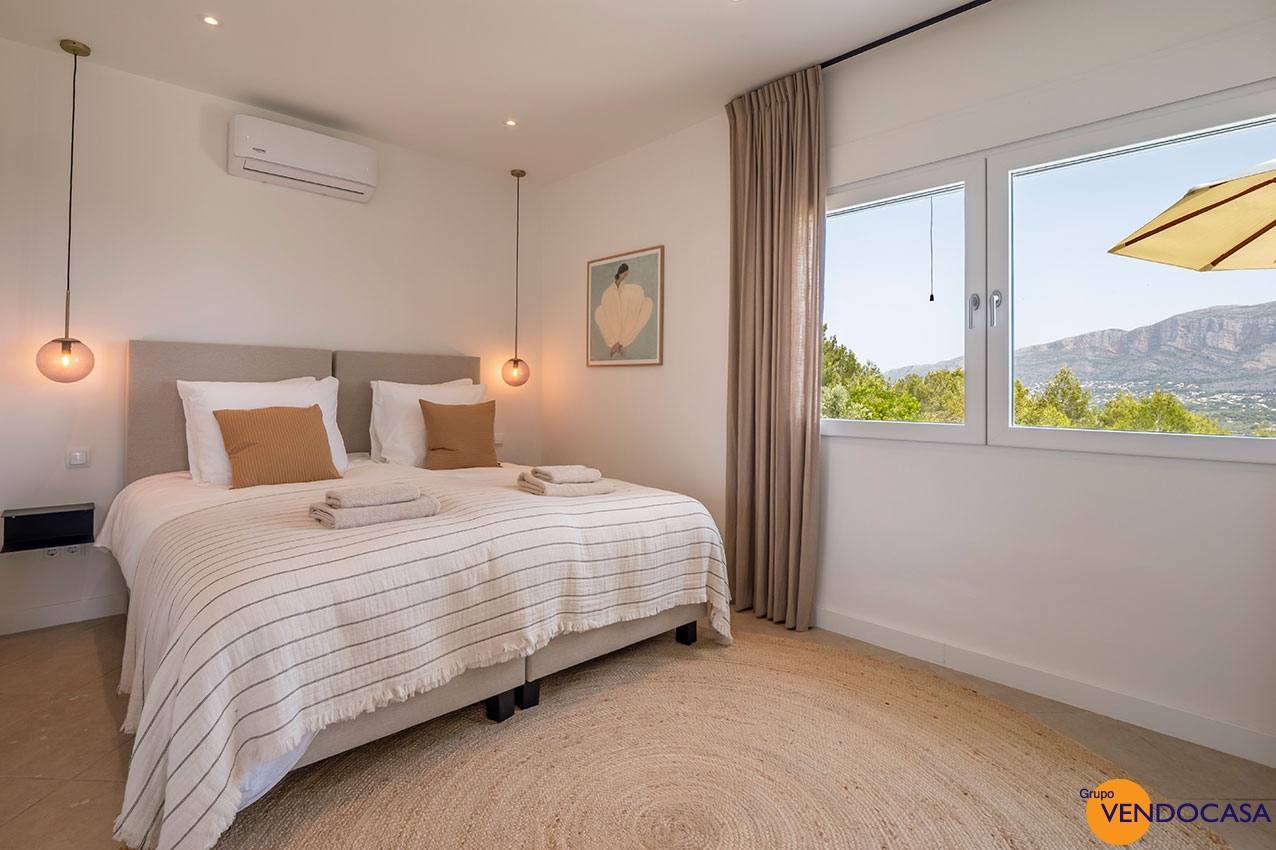Superb renovated finca at Tarraula Javea