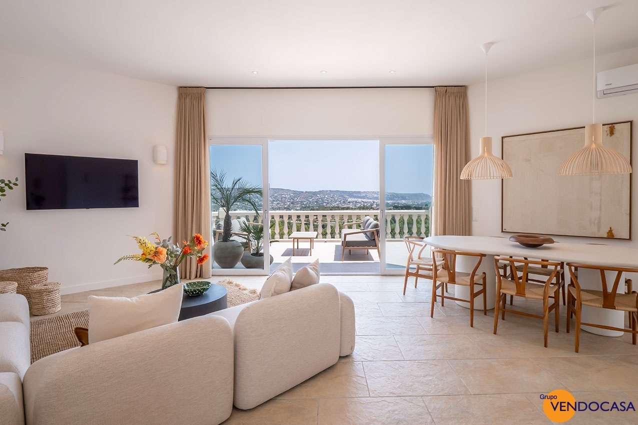 Superb renovated finca at Tarraula Javea