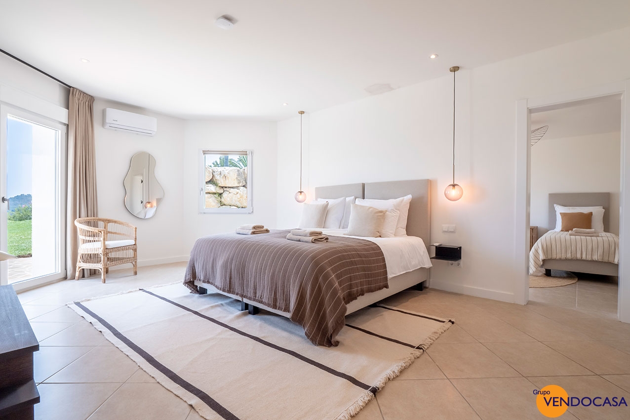 Superb renovated finca at Tarraula Javea