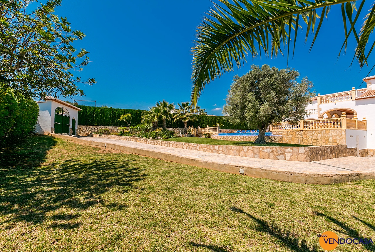 Superb luxury villa at La Lluca