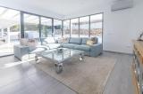 Beautifull Ibiza style on level villa
